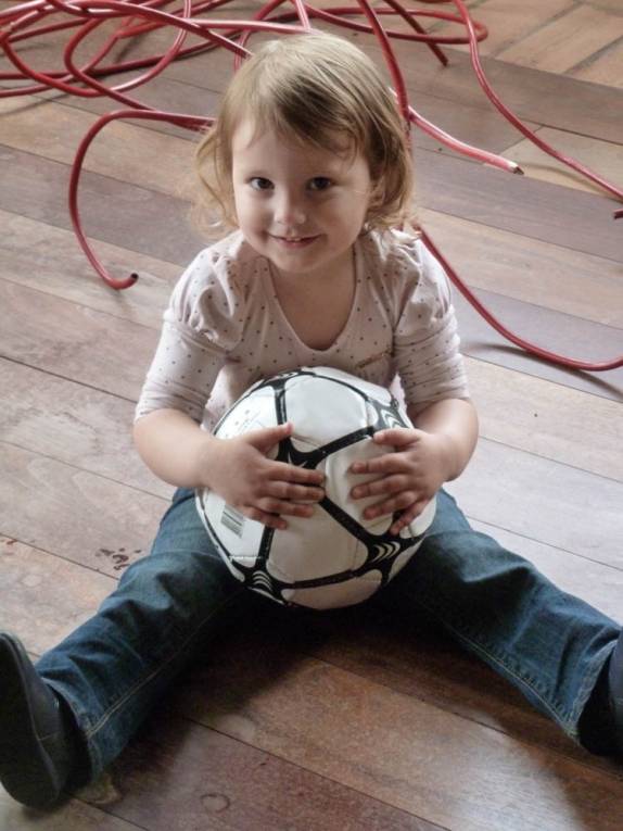 Luiza, sempre muito fotogênica, em Curitiba, no Paraná